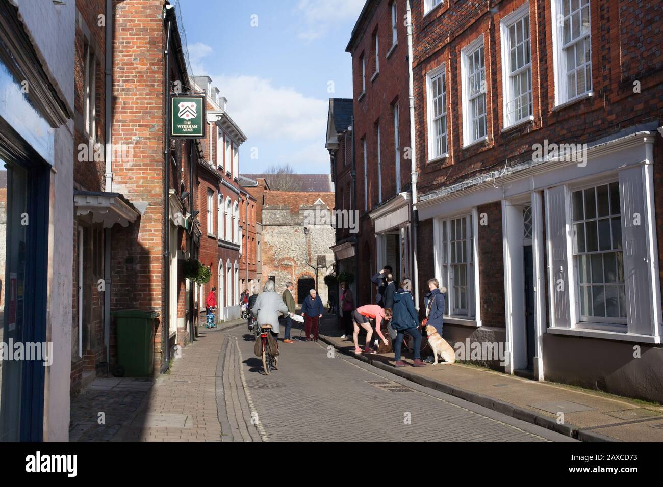 Eine Seitenstraße in Winchester, Großbritannien Stockfoto
