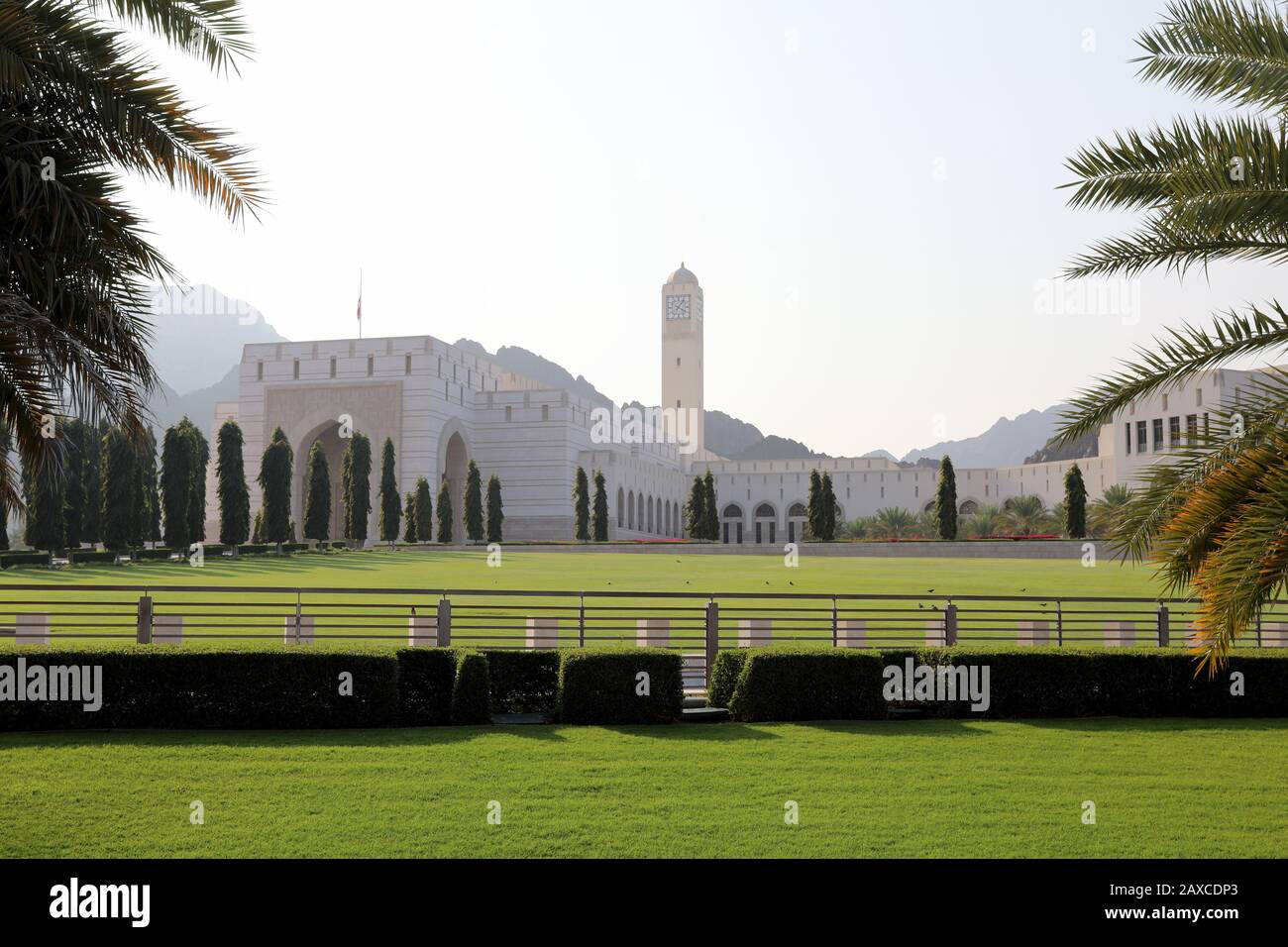 Muscat/Oman - 11. Februar 2020: Der Rat von Oman (parlament) im Distrikt Al Bustan der Hauptstadt Muscat des Landes Stockfoto