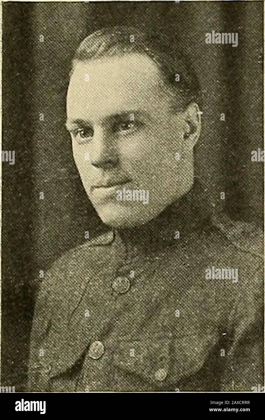 Penn State in the World war. S entlassen in Camp Dix, N. J. LARGEY, ARTHUR M., eingetragen in den US Naval Reserve Forces, Philadelphia, PA., 23. Mai 1918, und wurde nach Wissahickon Barracks, CapeMay, N. J. Geschickt. Er wurde nach Pelham Bay, N. Y., verlegt. Und von dort nach NewLondon, Conn. Im September 1918, wurde er an Bord der US Subma-rine Chaser Nr. 210 bestellt und für fremde Gewässer auf See gebracht, wobei er die Bermudainseln, die Azoren, Portugal und Gibraltar berührte. Im Januar, im Jahr 1919, kehrte er nach West Indies zurück und in die Vereinigten Staaten, wo er im Rang eines leitenden Mechanikers entlassen wurde Stockfoto