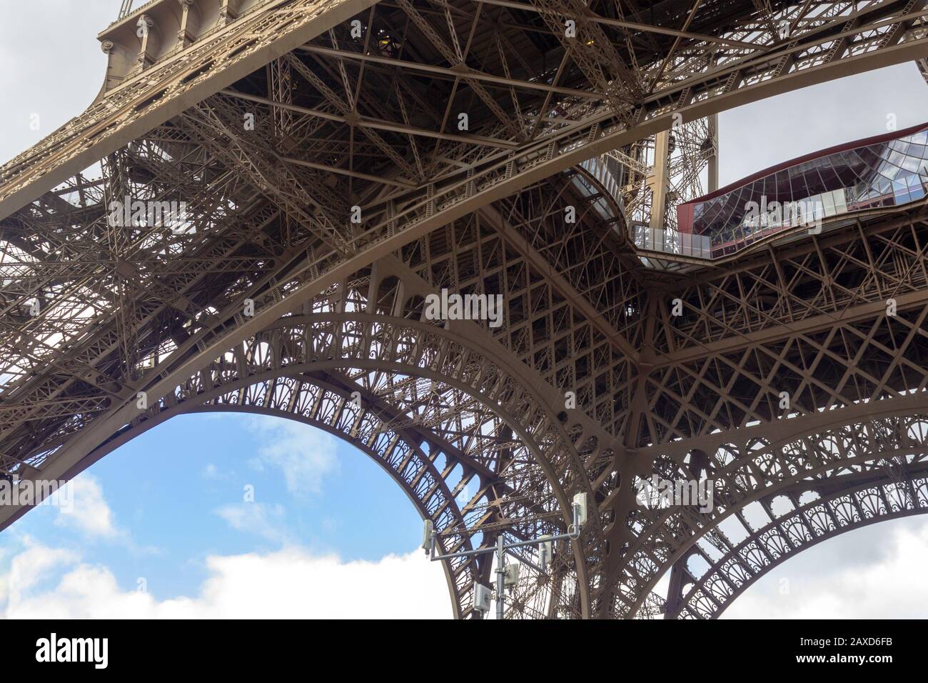 Unter dem Eiffelturm Stockfoto