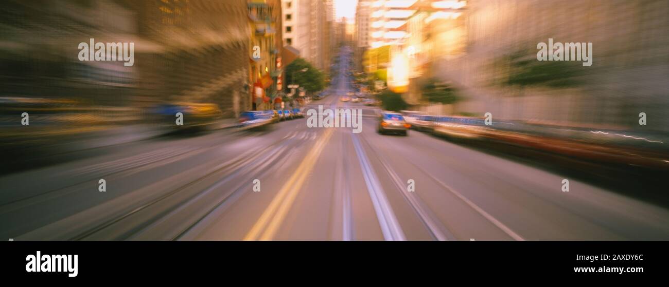 Autos auf der Straße, San Francisco, Kalifornien, USA Stockfoto
