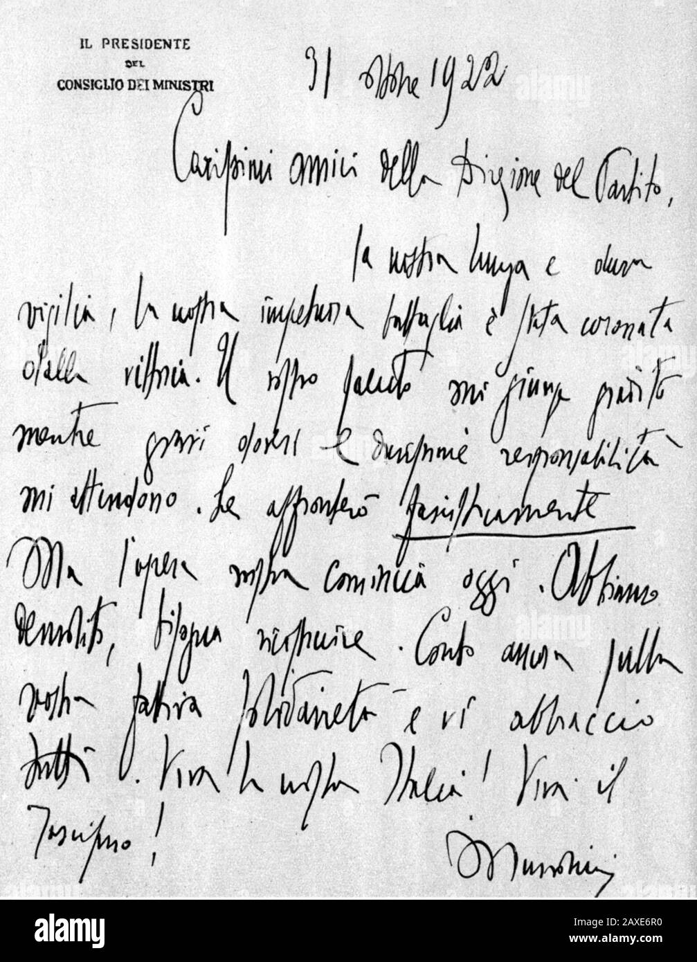 1922 , 31 ottobre , ROMA , ITALIEN : Der italienische Faschist Duce BENITO MUSSOLINI ( Predappio, 29. juli 1883 - Giulino di Mezzegra, 28. april 1945 ) Brief an die PNF vom Büro Consiglio dei Ministri - Ritratto - Porträt - POLITICA - POLITICO - ITALIA - POLITIK - POLITIK - Porträt - ITALIEN - FASCHISMUS - FASCHISMUS - FASCISTA - ITALIA -- Archivio GBB Stockfoto