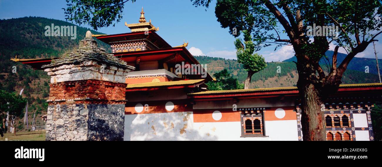 Tempel In EINER Stadt, Chimi Lhakhang, Punakha, Bhutan Stockfoto