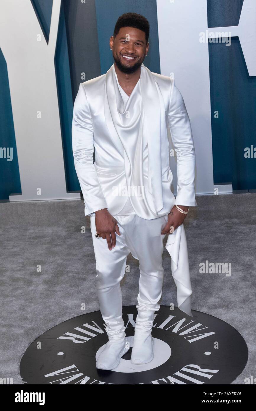 Usher besucht die Vanity Fair Oscar Party im Wallis Annenberg Center for the Performing Arts in Beverly Hills, Los Angeles, USA, am 09. Februar 2020. Weltweite Verwendung Stockfoto
