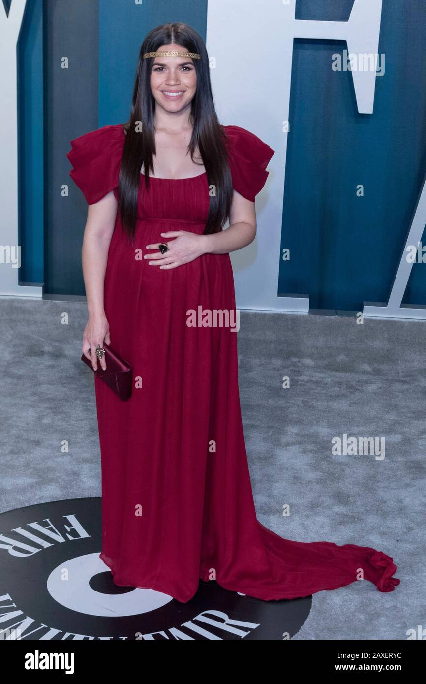 America Ferrera nimmt am 09. Februar 2020 an der Oscar-Party der Vanity Fair im Wallis Annenberg Center for the Performing Arts in Beverly Hills, Los Angeles, USA, mit. Weltweite Verwendung Stockfoto