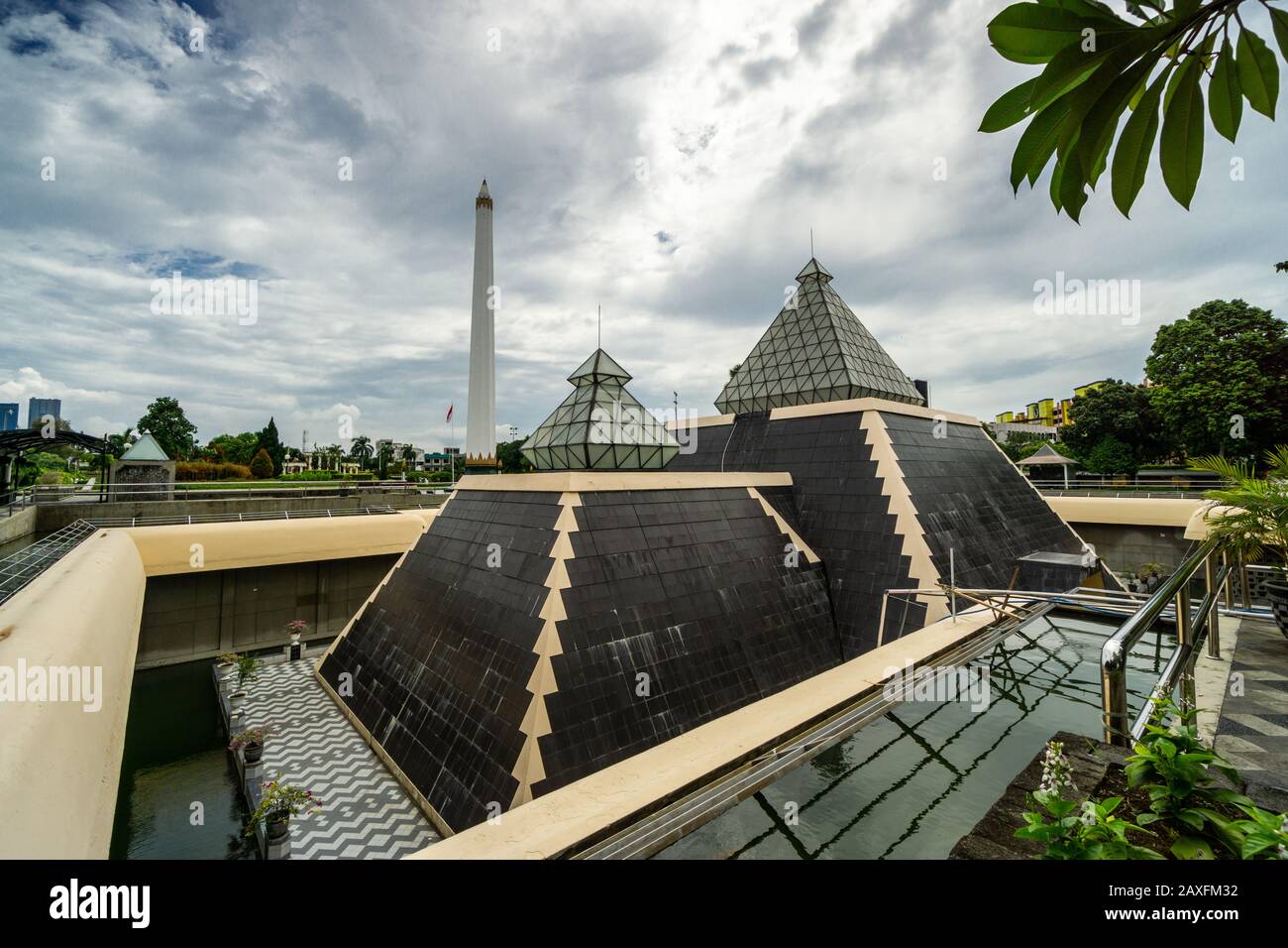 Heldendenkmal und Museum in Surabaya, Ostjava, Indonesien Stockfoto