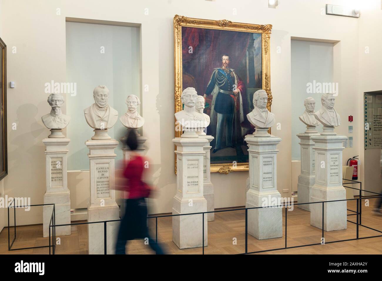 Torino, ITALIEN - Museum des Risorgimento. Der König Vittorio Emmanuele II. Von Savoia, und die Büsten der damaligen Protagonisten. Stockfoto