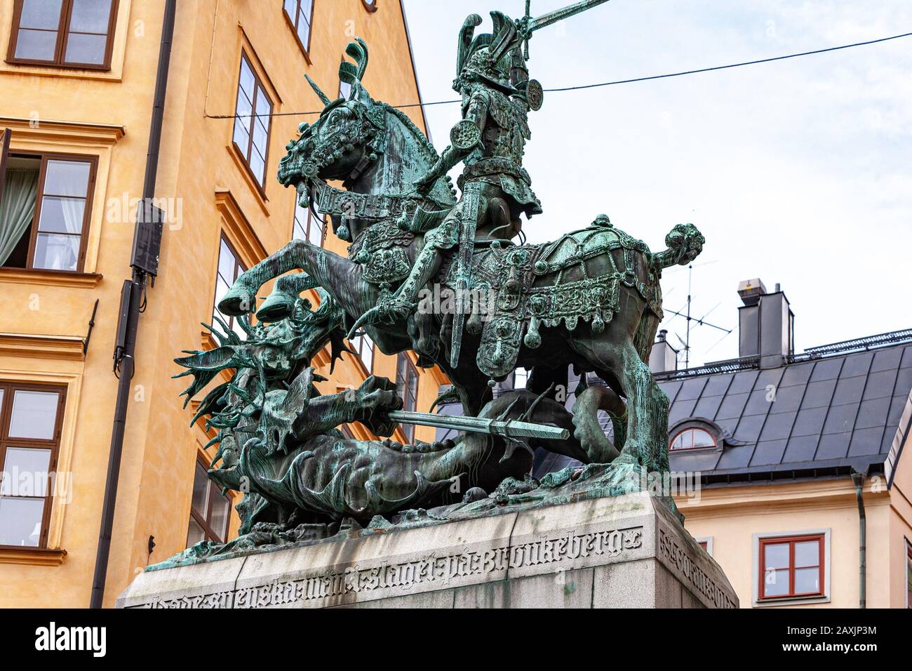 St. Georg und Drache, Denkmal aus Bronze. Stockholm Stockfoto