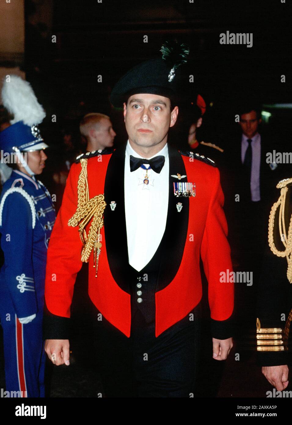 Prinz Andrew, Herzog von York beim Königlichen Turnier, trägt seine Armeeuniform am Earls Court, London, England Juli 1992 Stockfoto