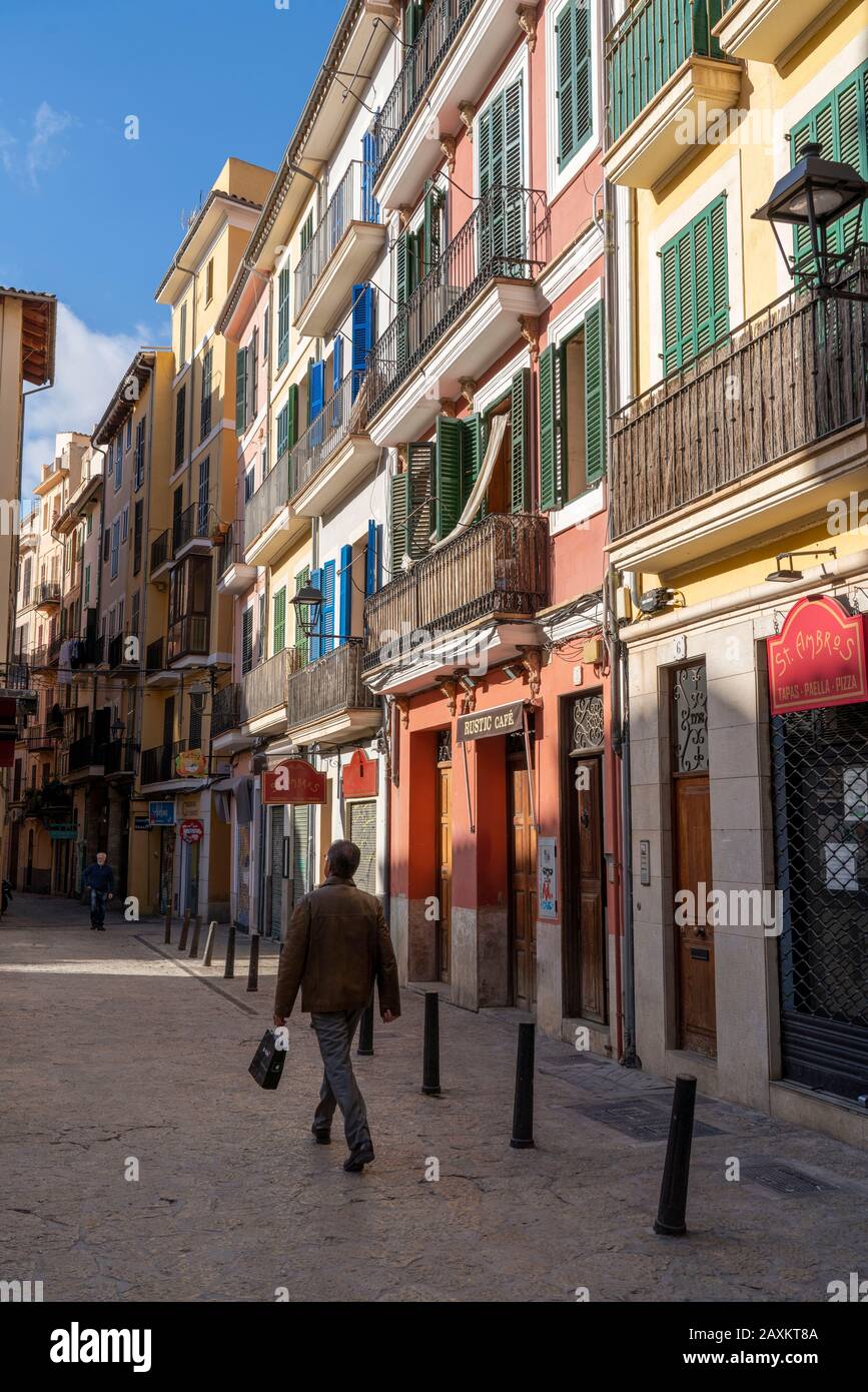 Häuser in der Plaa d'En Coll-Altstadt von Palma de Mallorca, Mallorca, Spanien, Stockfoto