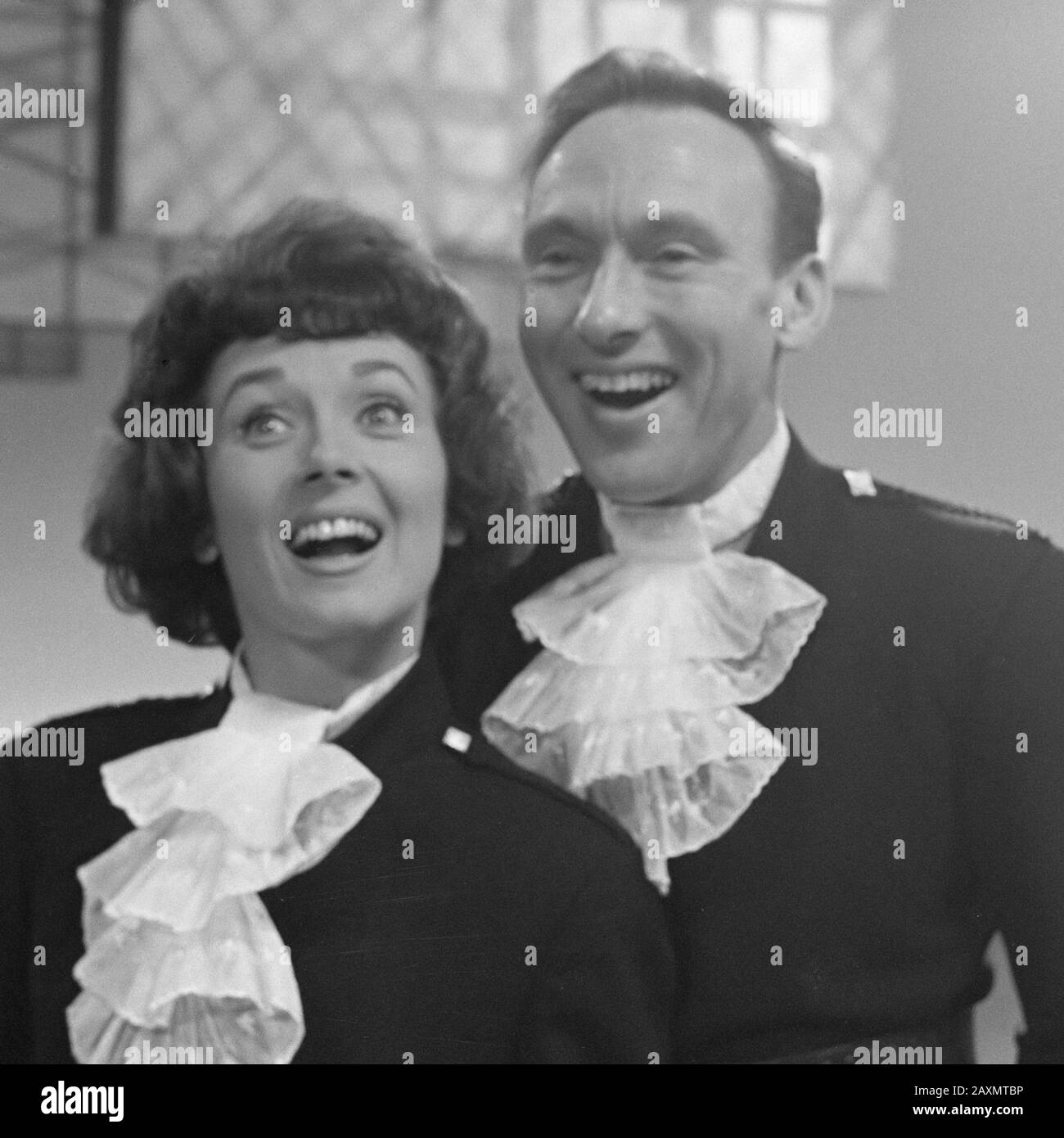 TV Music Hall in Treslong, Pearl Carr en Teddy Johnson 12. dezember 1962 Stockfoto
