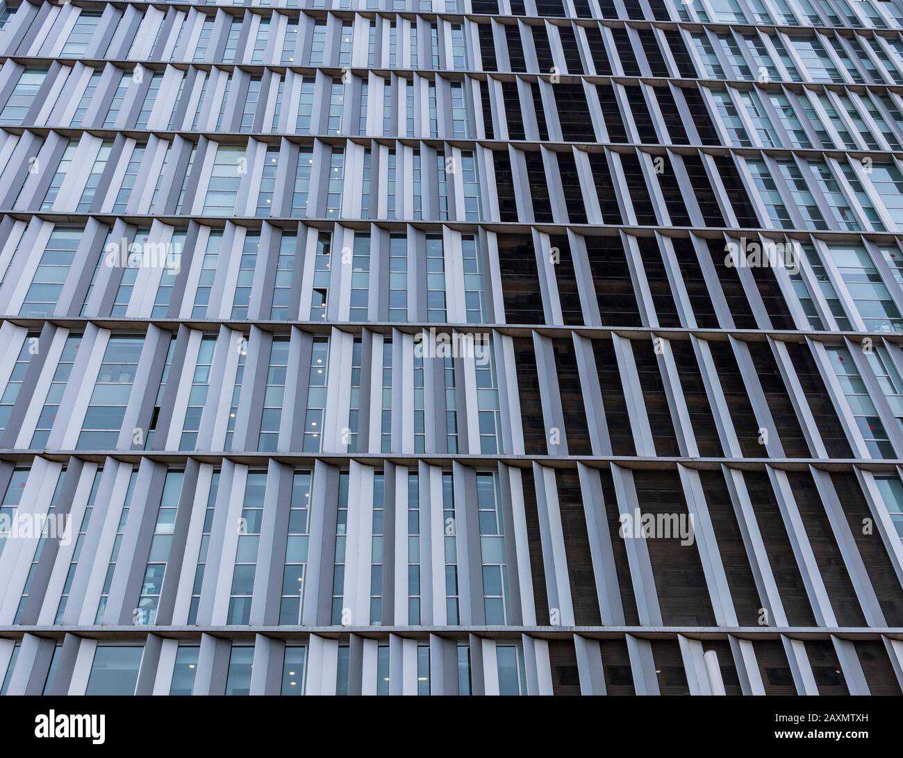 Fassaden und moderne Architektur in öffentlichen Gebäuden Stockfoto