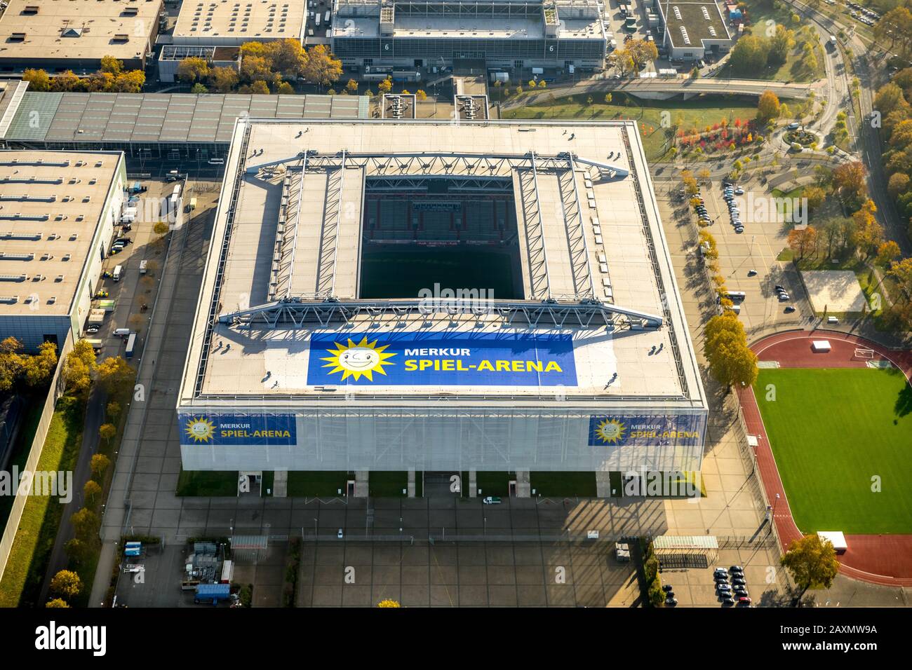 Mercury Game Arena Düsseldorf, Fußballstadion, Veranstaltungszentrum in der Messe Düsseldorf, Stockum, Düsseldorf, Niederrhein, Nordrhein-Westfalen, Ge Stockfoto