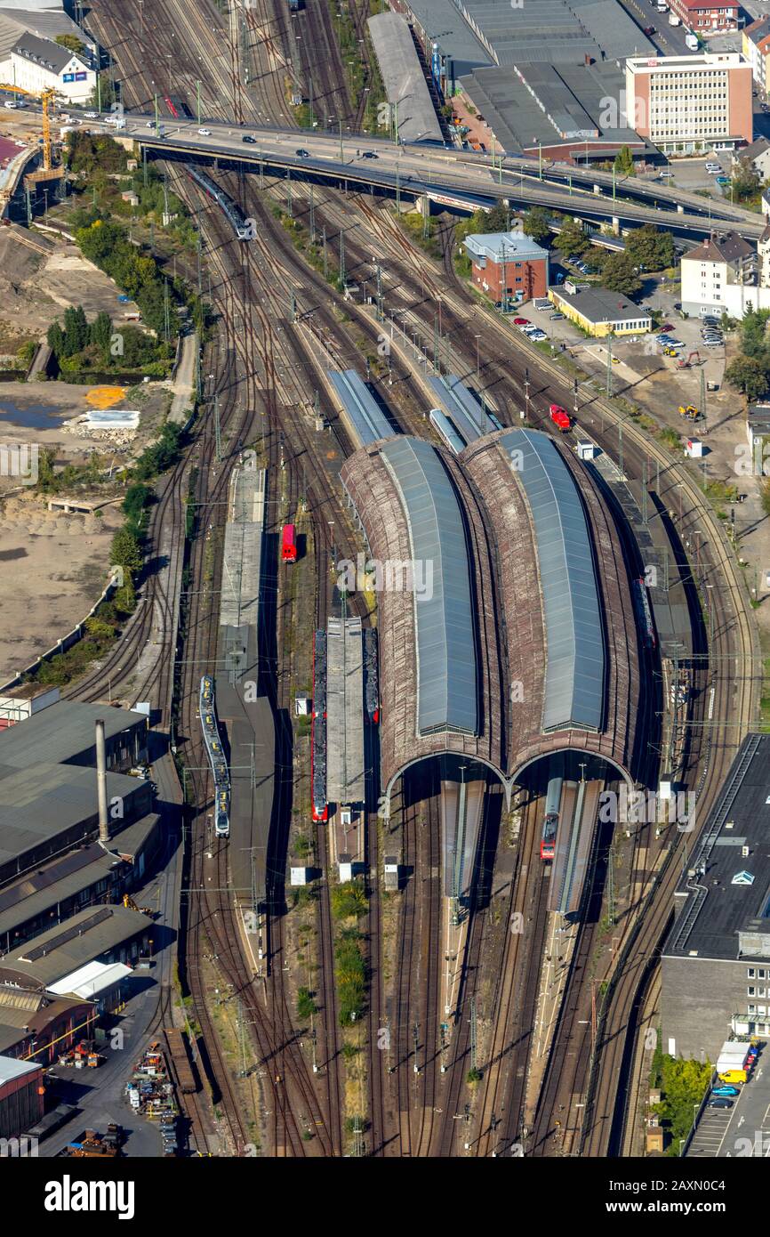 Luftbild, Baustelle Brückenneubau in der Volme zwischen Einfahrt hinter Bahnhof und Eckeseyer Straße, Hagen, Ruhrgebiet, Nordrhin Stockfoto