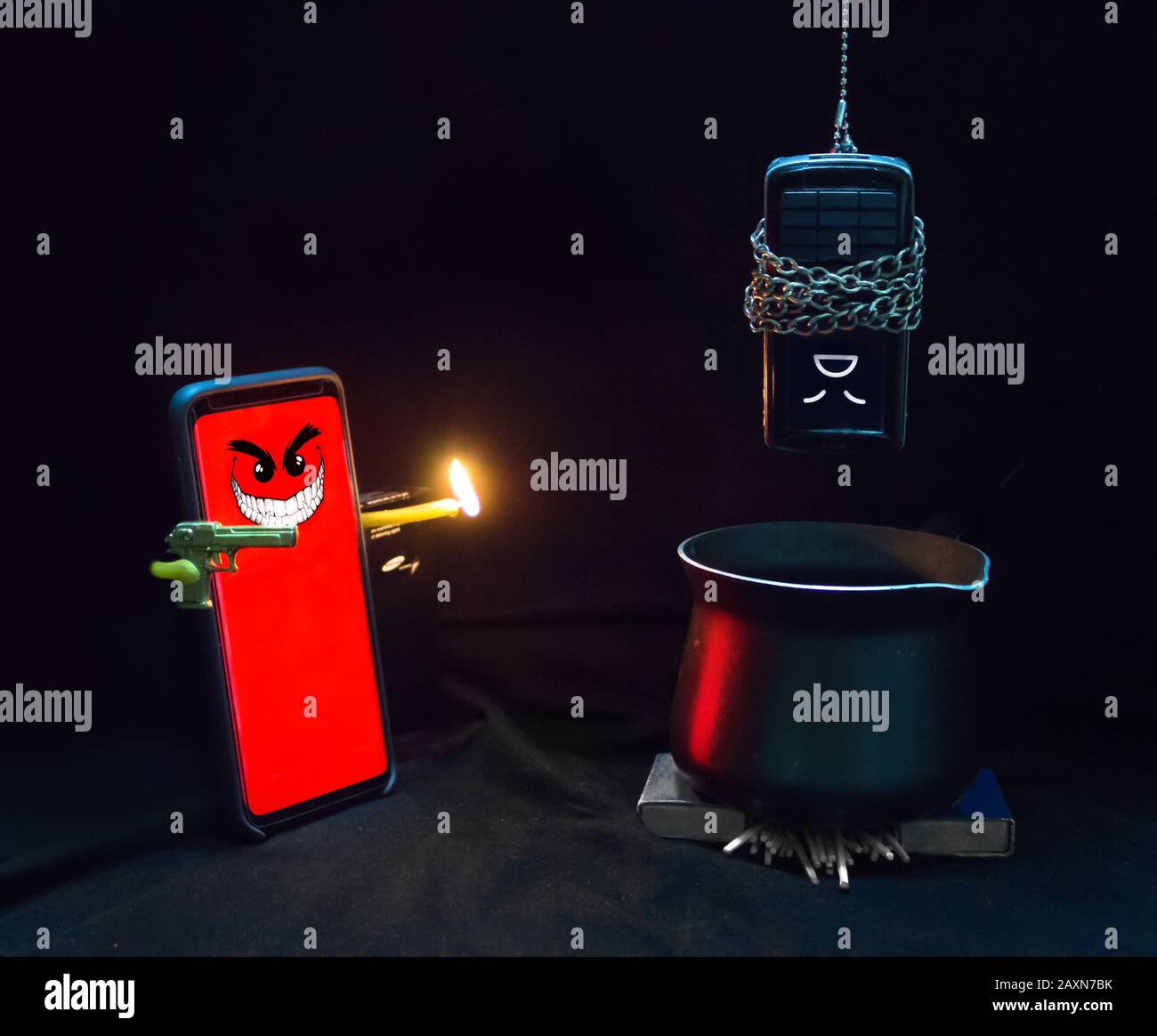 Neues Smartphone im Vergleich zum alten Telefon, schwarze und rote Farben Stockfoto