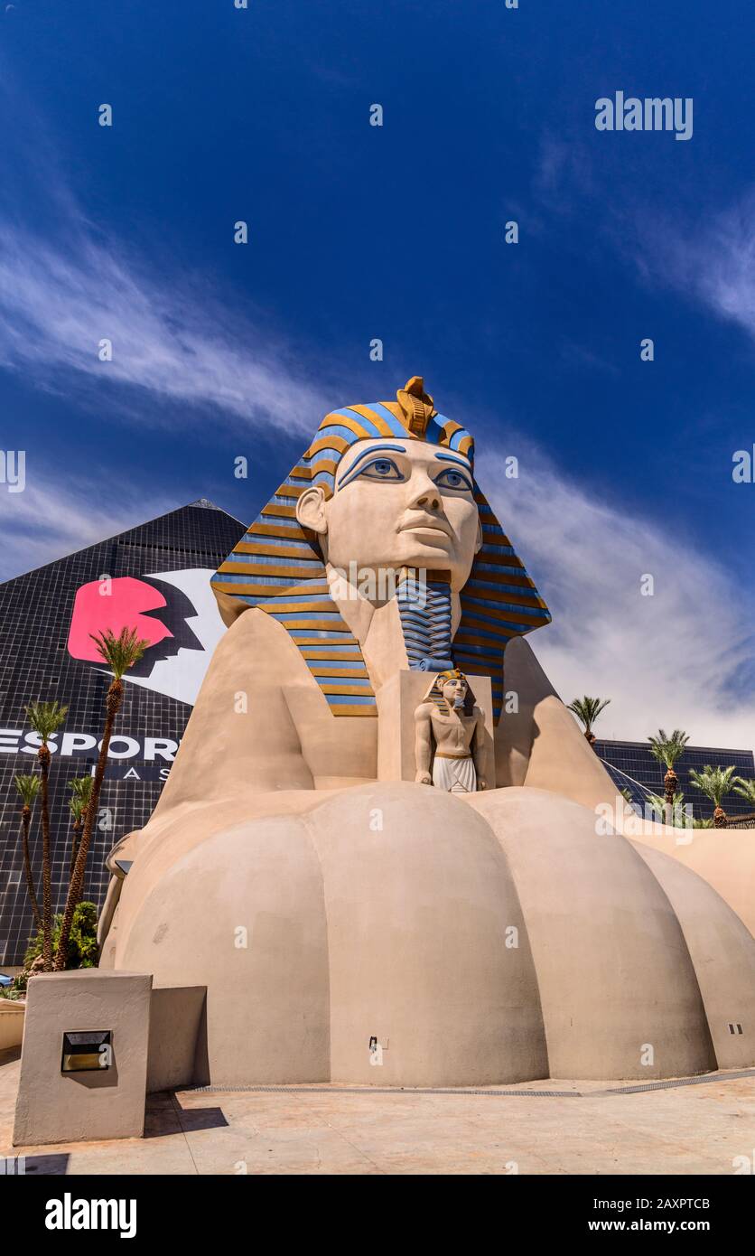 USA, Nevada, Clark County, Las Vegas, Las Vegas Boulevard, The Strip, Luxor Hotel and Casino, Sphinx Stockfoto