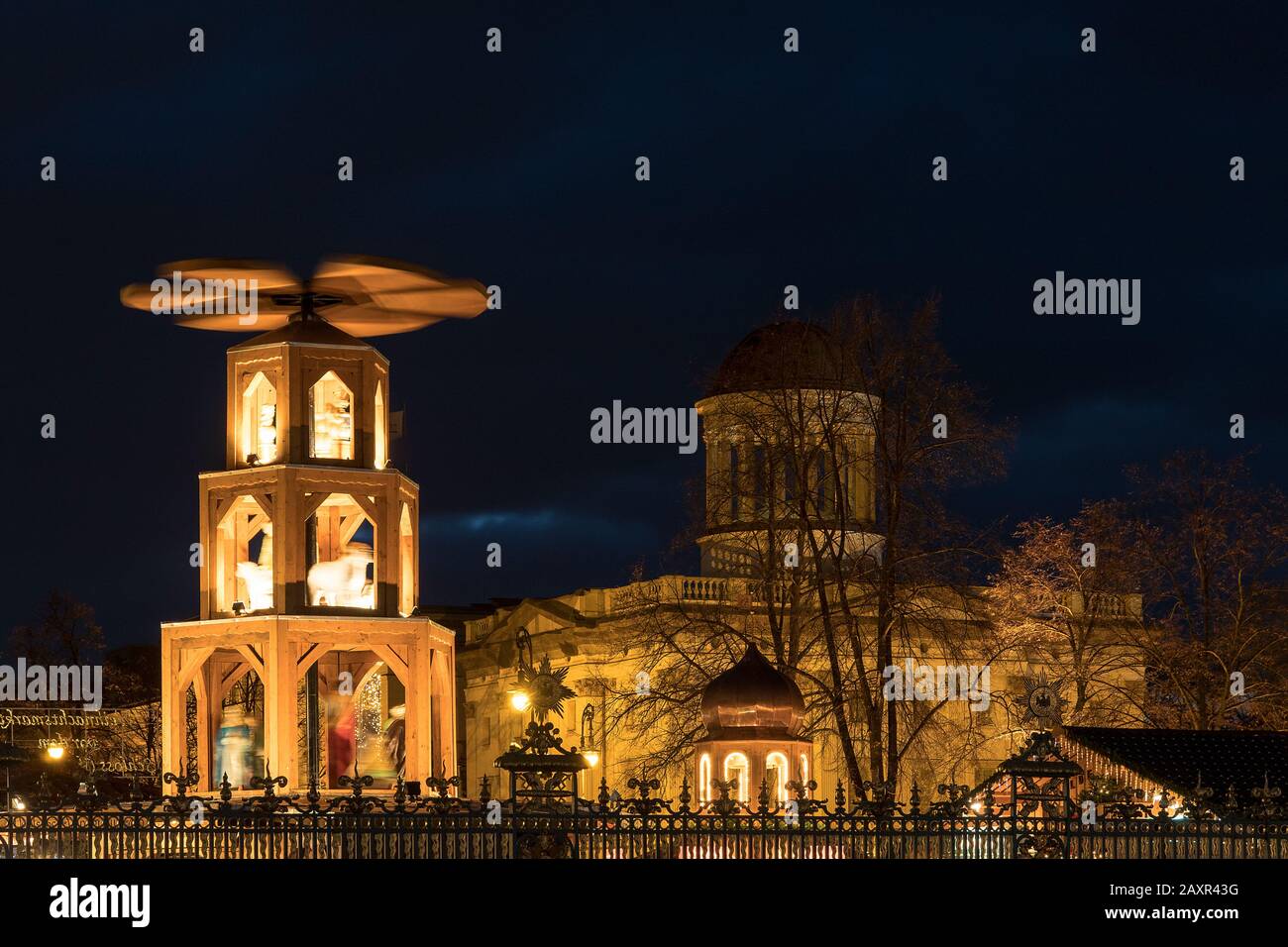 Berlin, Schloss Charlottenburg, Weihnachtsmarkt, Pyramide Stockfoto