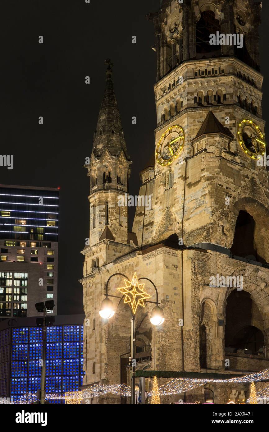 Fair kaiser wilhelm gedaechtnis kirche Fotos und Bildmaterial in hoher Auflösung Alamy