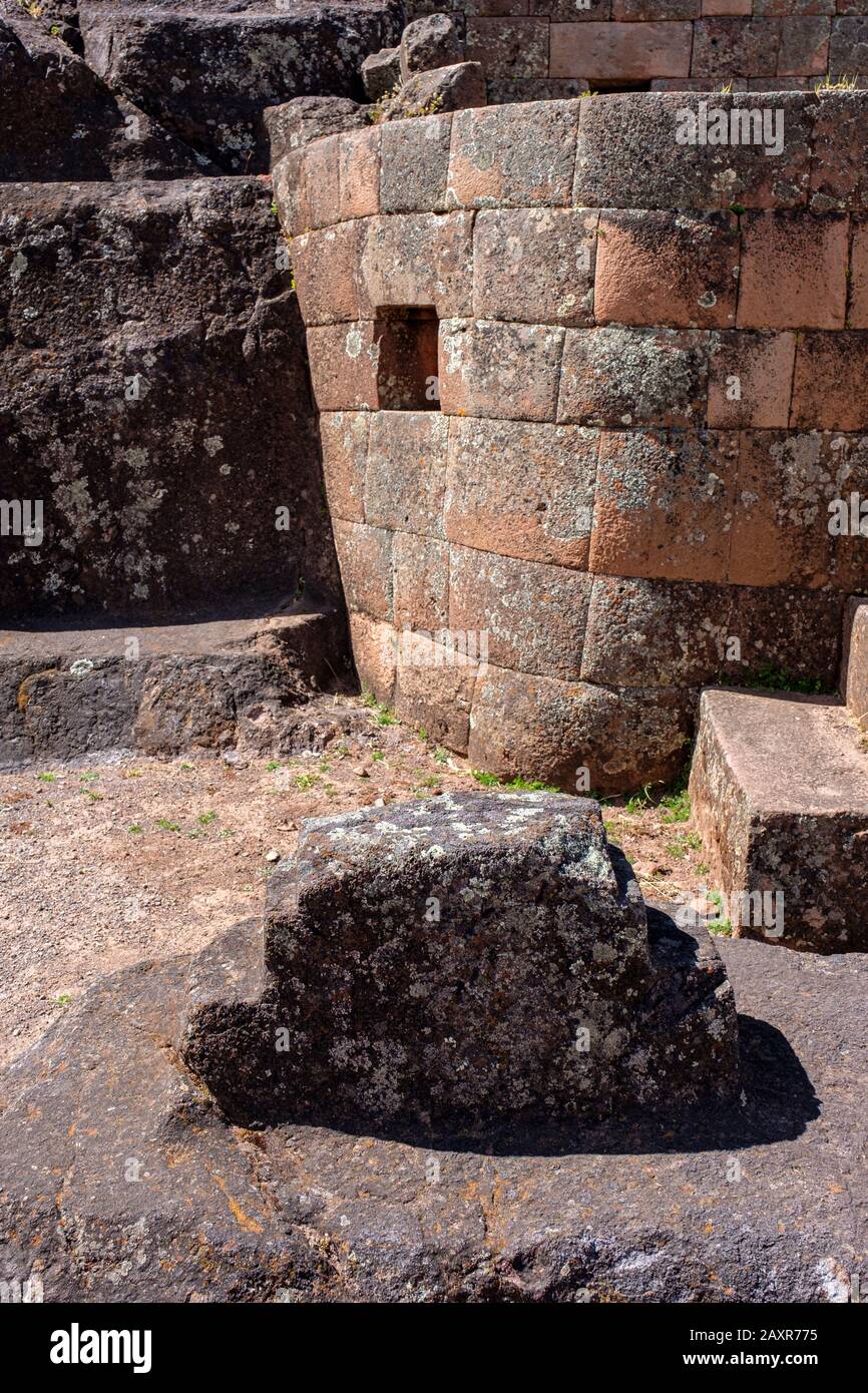 Inti Watana, Intiwatana, Chakana, Chacana, Inka-Kreuz, zitadelle der Ruinen von Pisac Tempelkomplex, Inka-Ruinen, Inka-Architektur, Peru Sacred Valley Peru Stockfoto