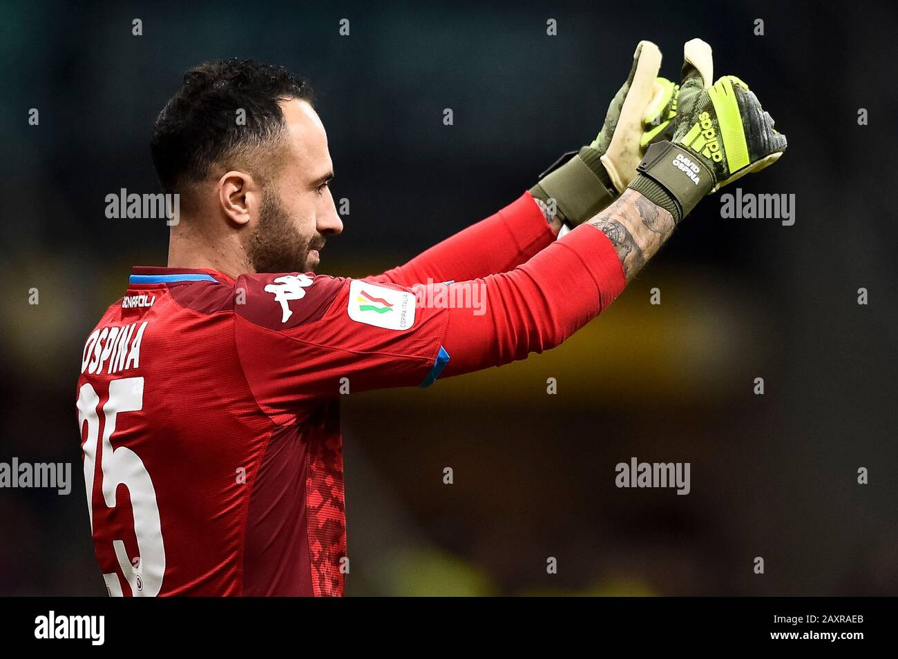 Mailand, Italien - 12. Februar 2020: David Ospina vom SSC Neapel feiert während des Coppa Italia Halbfinal-Fußballspiels zwischen dem FC Internazionale und dem SSC Neapel. SSC Neapel gewann 1:0 über den FC Internazionale. Kredit: Nicolò Campo/Alamy Live News Stockfoto