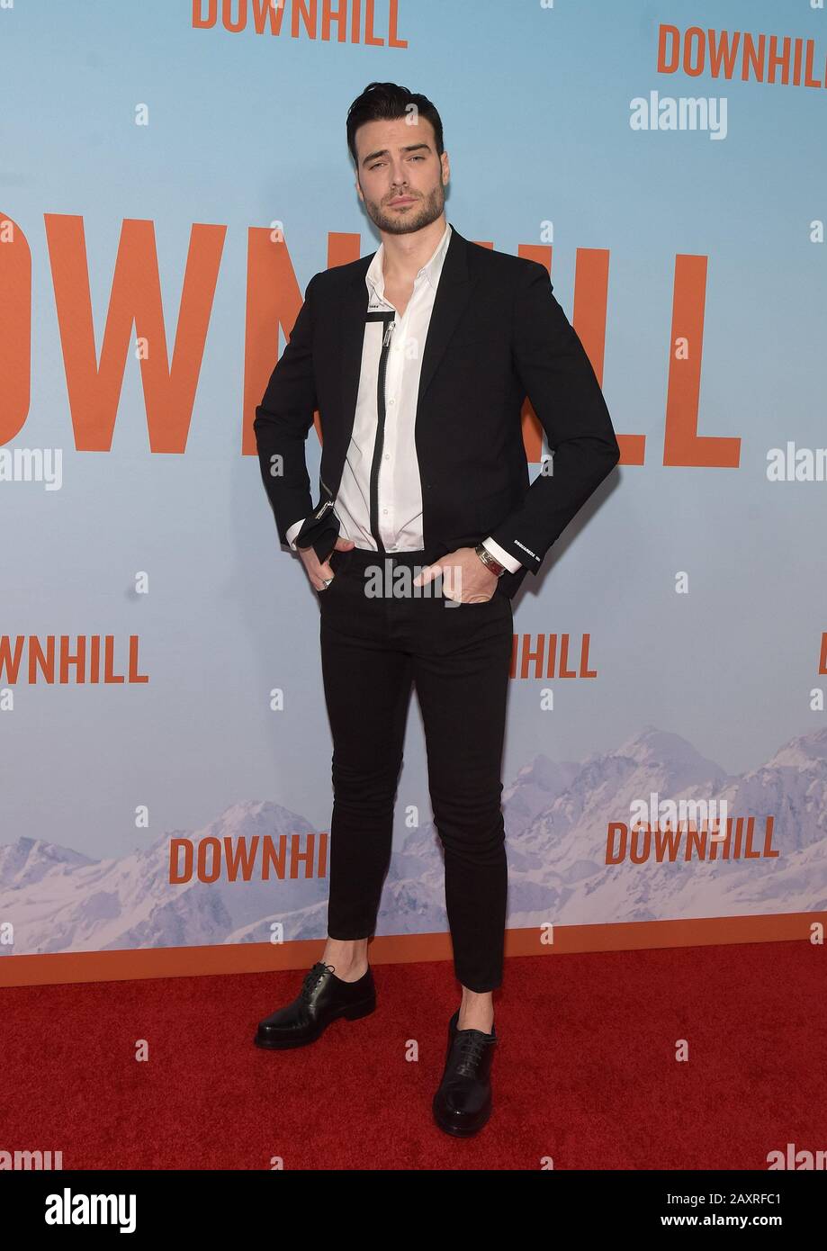 New York, USA. Februar 2020. New YORK, NEW YORK - 12. FEBRUAR: Giulio Berruti besucht die Premiere von 'Downhill' im SVA Theatre am 12. Februar 2020 in New York City. Foto: Jeremy Smith/imageSPACE Credit: Imagespace/Alamy Live News Stockfoto
