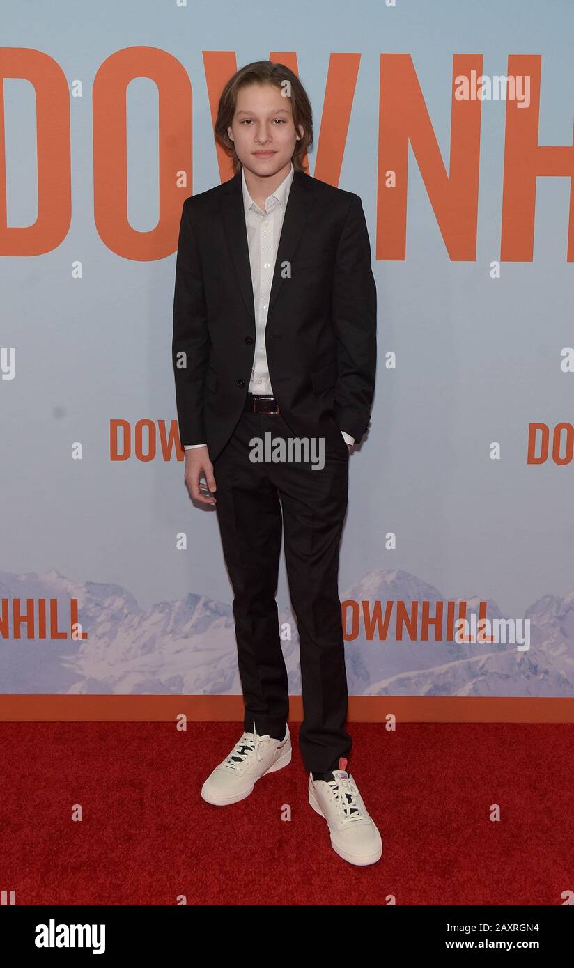 New York, USA. Februar 2020. Julian Gray besucht die Premiere von "Downhill" im SVA Theatre am 12. Februar 2020 in New York City. Foto: Jeremy Smith/imageSPACE/MediaPunch Credit: MediaPunch Inc/Alamy Live News Stockfoto