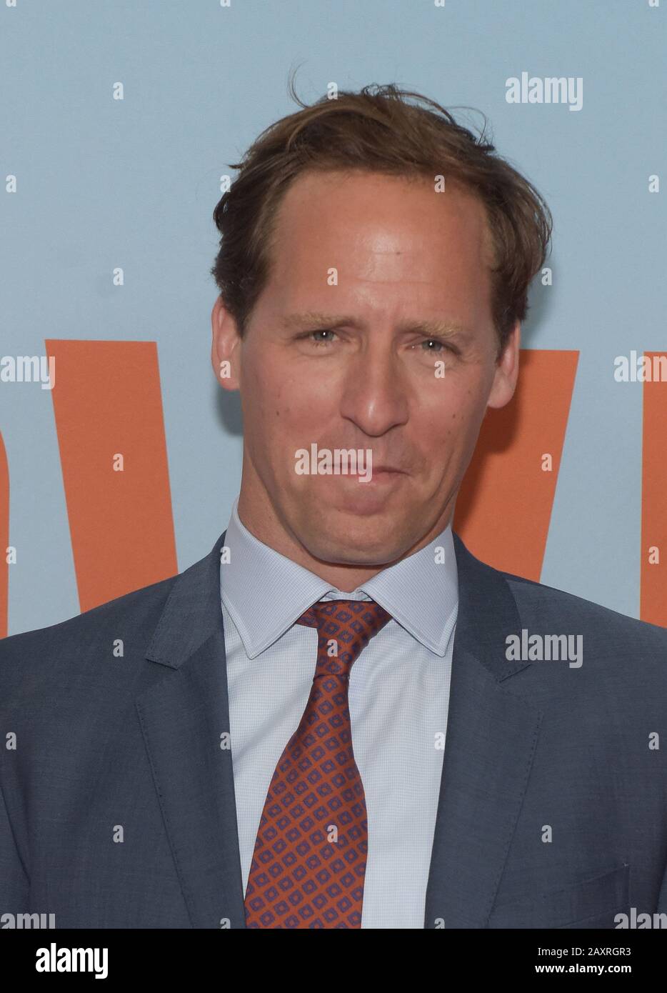 New York, USA. Februar 2020. NAT Faxon besucht die Premiere von "Downhill" im SVA Theatre am 12. Februar 2020 in New York City. Foto: Jeremy Smith/imageSPACE/MediaPunch Credit: MediaPunch Inc/Alamy Live News Stockfoto