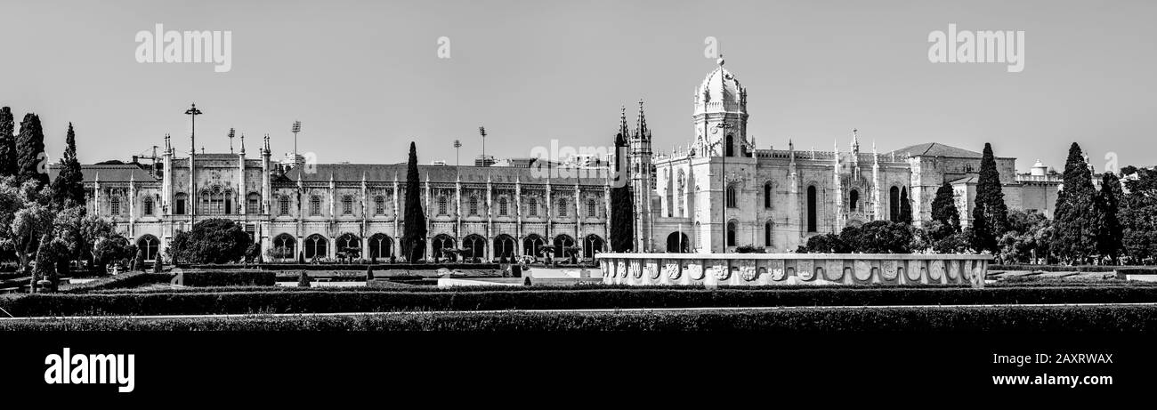 Lissabon, Portugal: Blick auf das Kloster Jeronimos oder das Kloster Hieronymites, ehemaliges Kloster des Orden des Heiligen Jerome und das Meeresmuseum Stockfoto