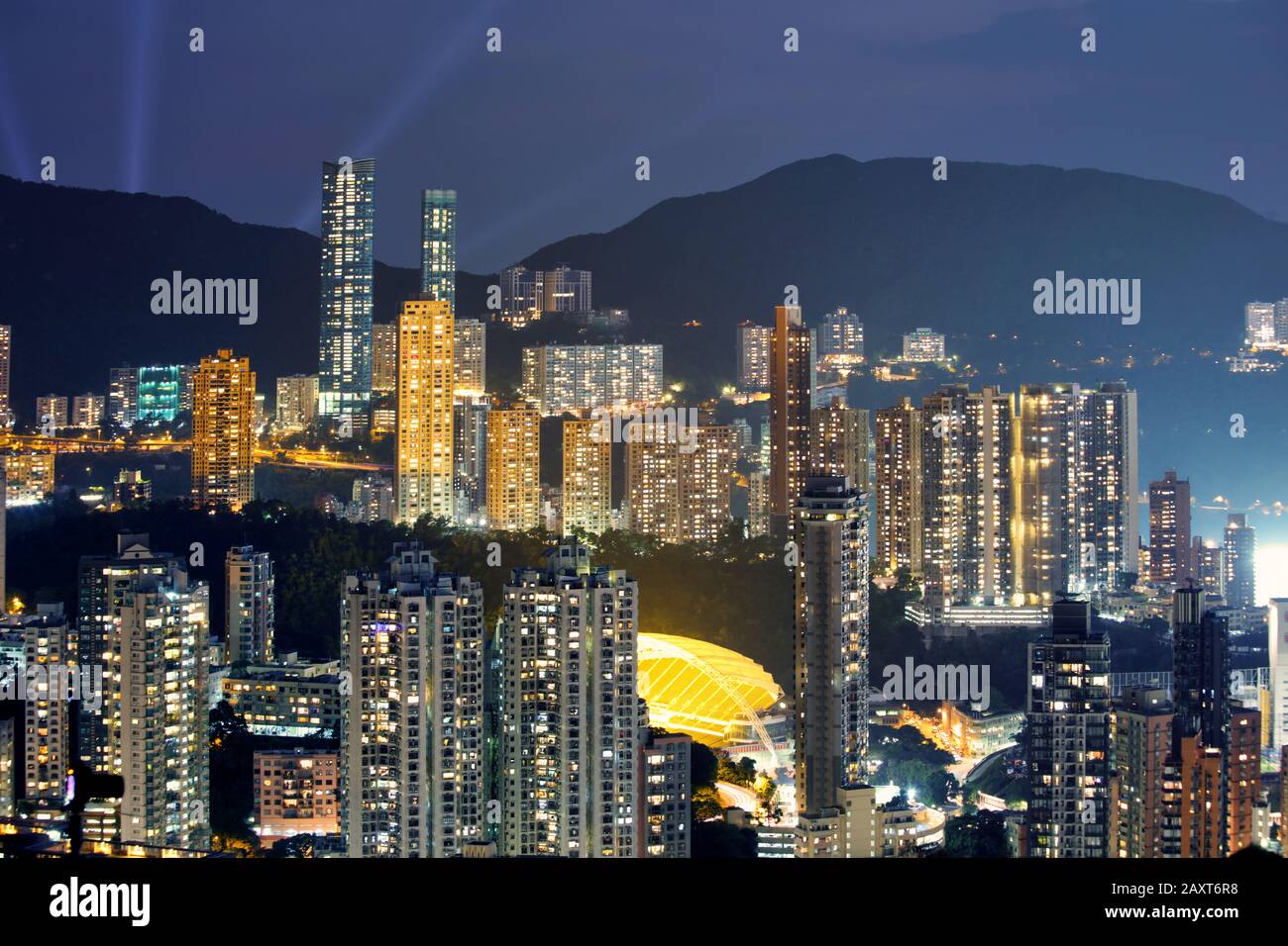Blick auf den Sonnenuntergang auf dem Braemar Hill Peak in Hongkong Stockfoto