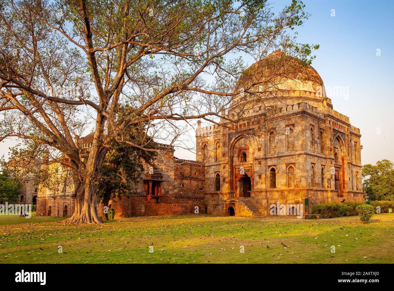 Bara Gumbad im lodi Garden in Delhi, Indien Stockfoto