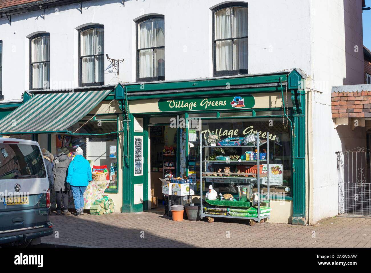 Village Greens lokales Lebensmittelgeschäft in Kinver, South Staffordshire Stockfoto
