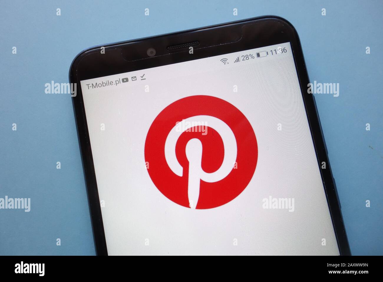 Pinterest-Logo wird auf dem Smartphone angezeigt Stockfoto
