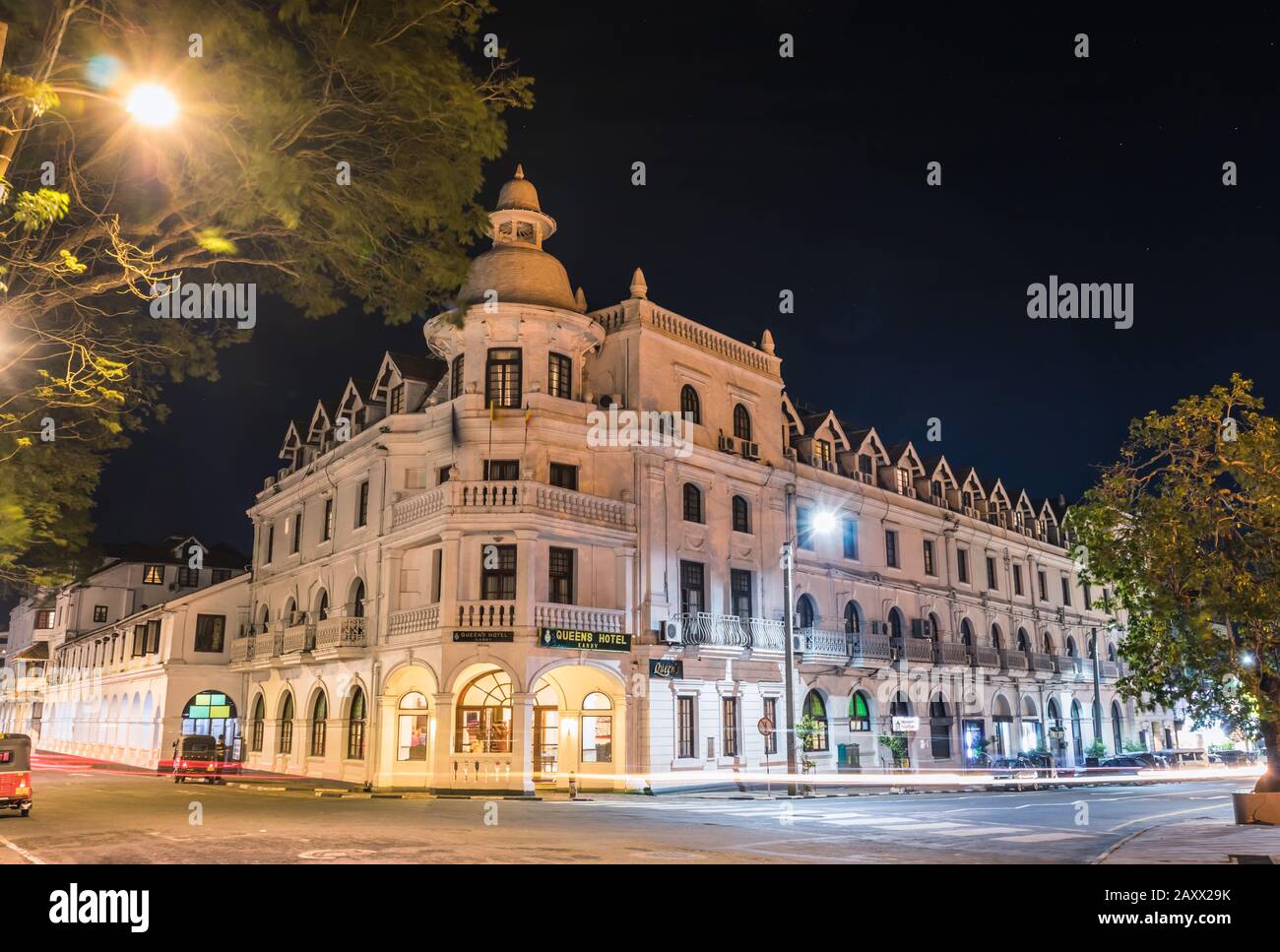 Die historischen Hotels in Sri Lanka, das Queen's Hotel, befinden sich im Herzen von Kandy Stockfoto