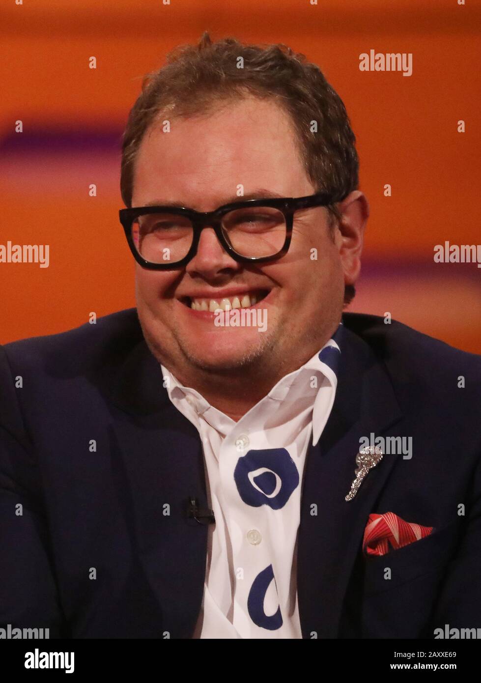 Alan Carr während der Dreharbeiten für die Graham Norton Show im BBC Studioworks 6 Television Center, Wood Lane, London, die am Freitagabend auf BBC One ausgestrahlt werden. Stockfoto