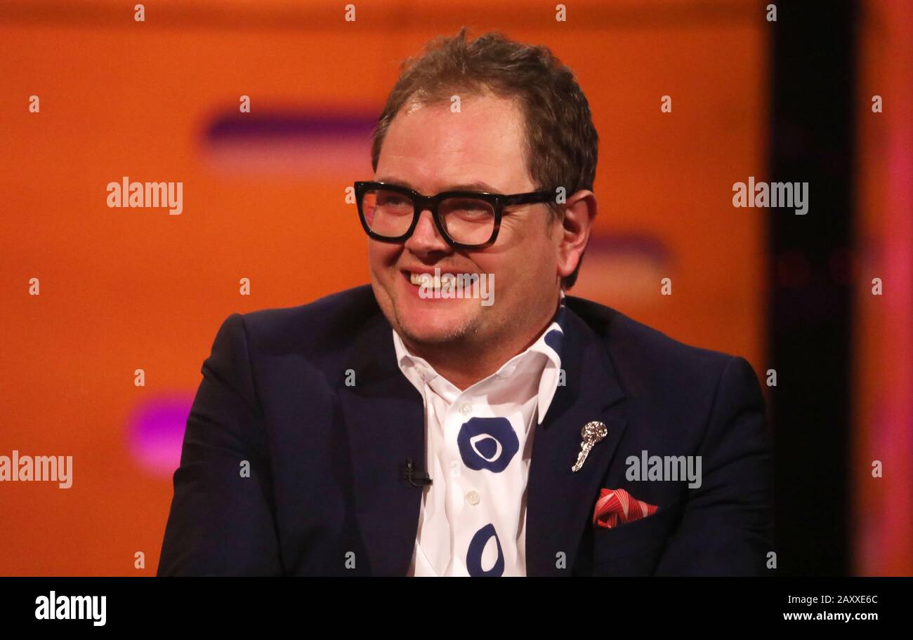 Alan Carr während der Dreharbeiten für die Graham Norton Show im BBC Studioworks 6 Television Center, Wood Lane, London, die am Freitagabend auf BBC One ausgestrahlt werden. Stockfoto