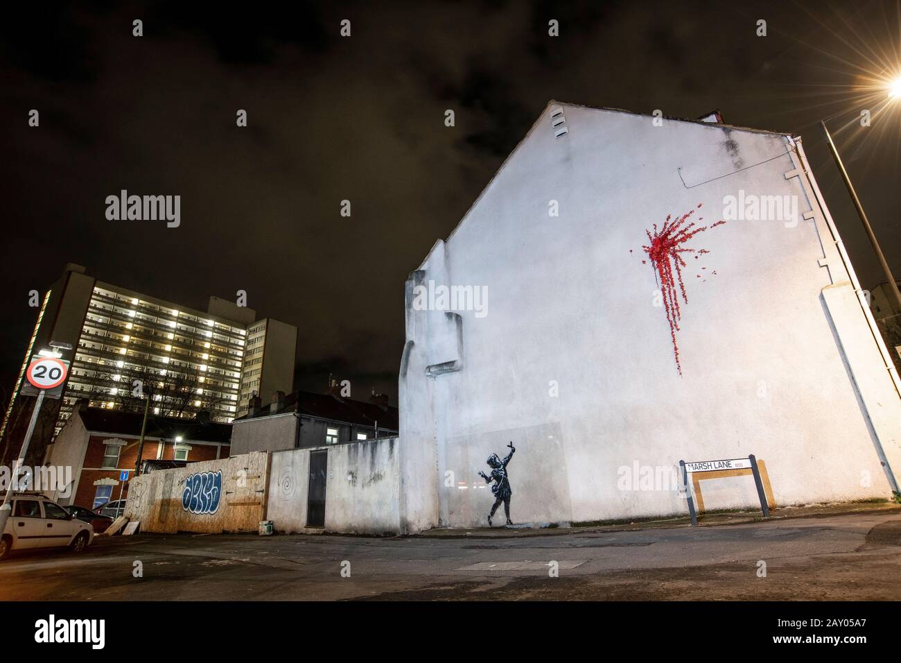 Banksy bestätigt, dass das neue Wandgemälde von Valentine's Bristol sein ist. Der weltberühmte Straßenkünstler Banksy hat Anspruch auf das neueste Wandgemälde, das in seiner Heimatstadt erscheinen soll. Stockfoto