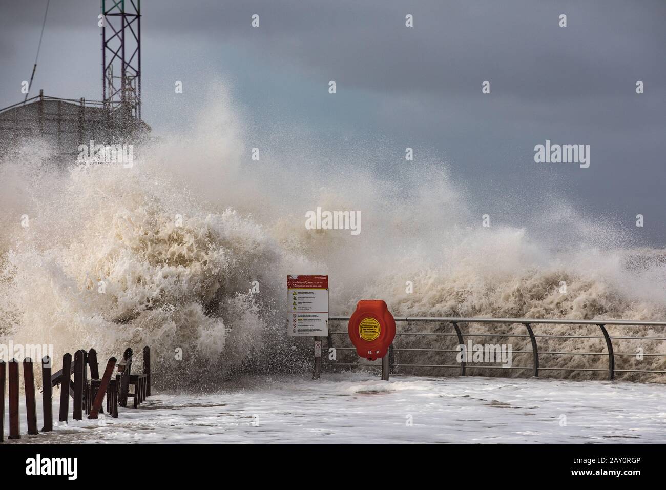 Storm Ciara, Blackpool, Lancashire UK - High Tide Large Waves Winds Stormy Coast Stockfoto