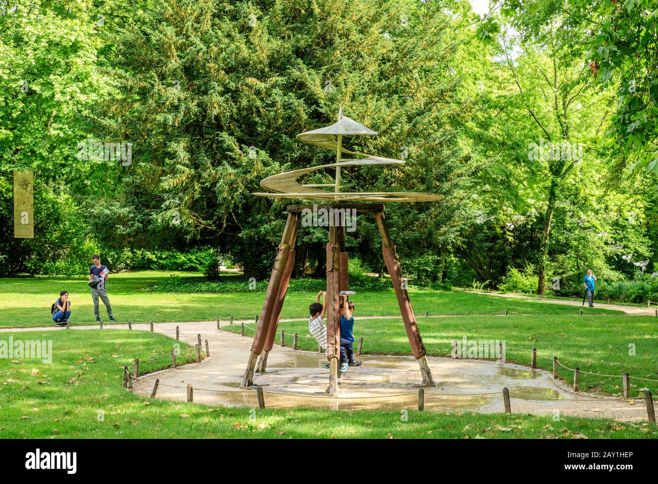 Frankreich, Indre et Loire-Tal, das von der UNESCO zum Weltkulturerbe ernannt wurde, Amboise, Chateau du Clos Lucé Park and Gardens, L'Helice volante von Leonard d Stockfoto
