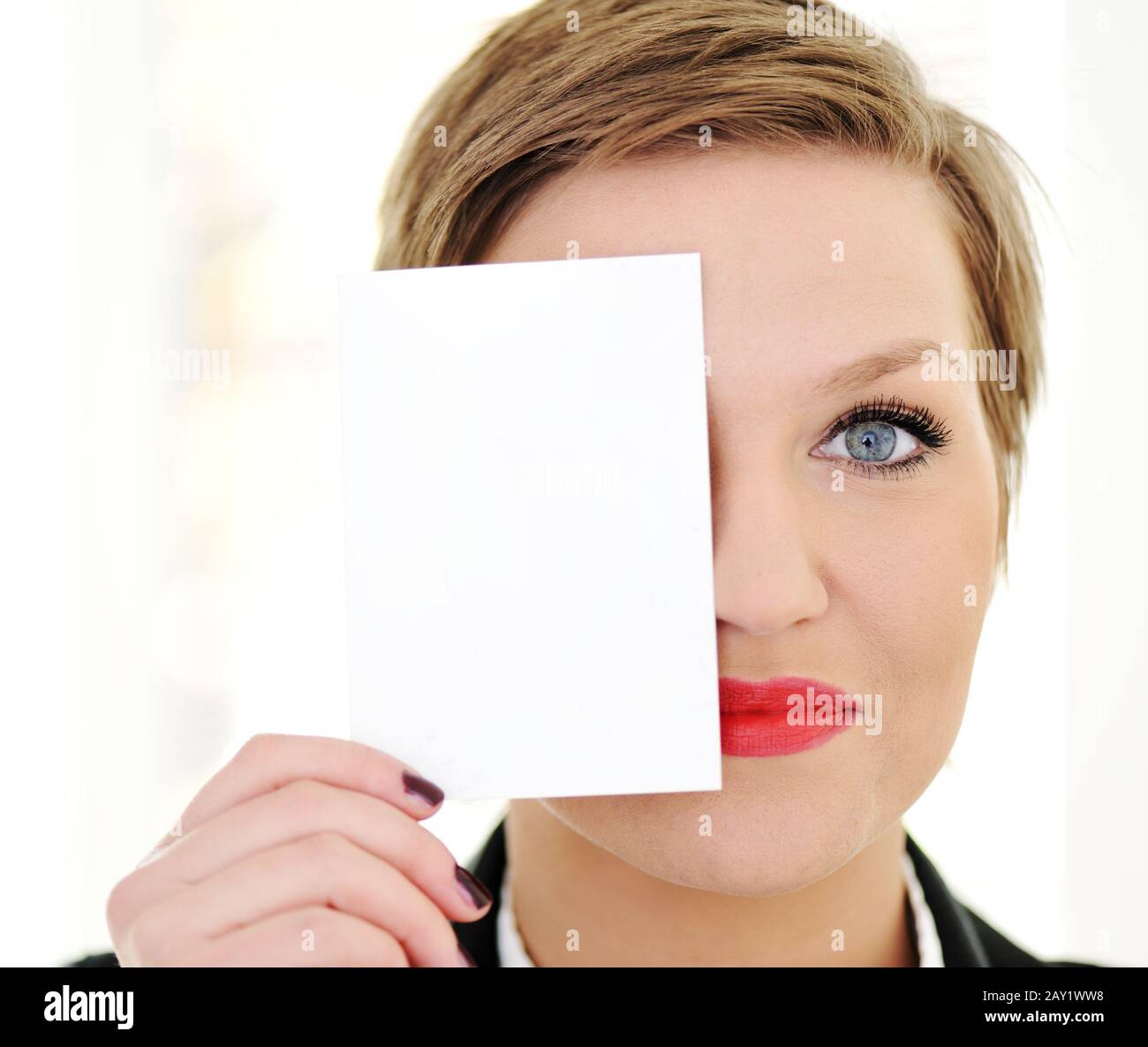 Frau mit großem Augenkonzept Stockfoto