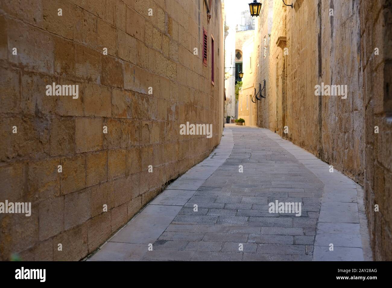 Enge Straße der antiken Stadt Mdina, Malta - Drehort für die erste Staffel von "Game of Thrones" Stockfoto