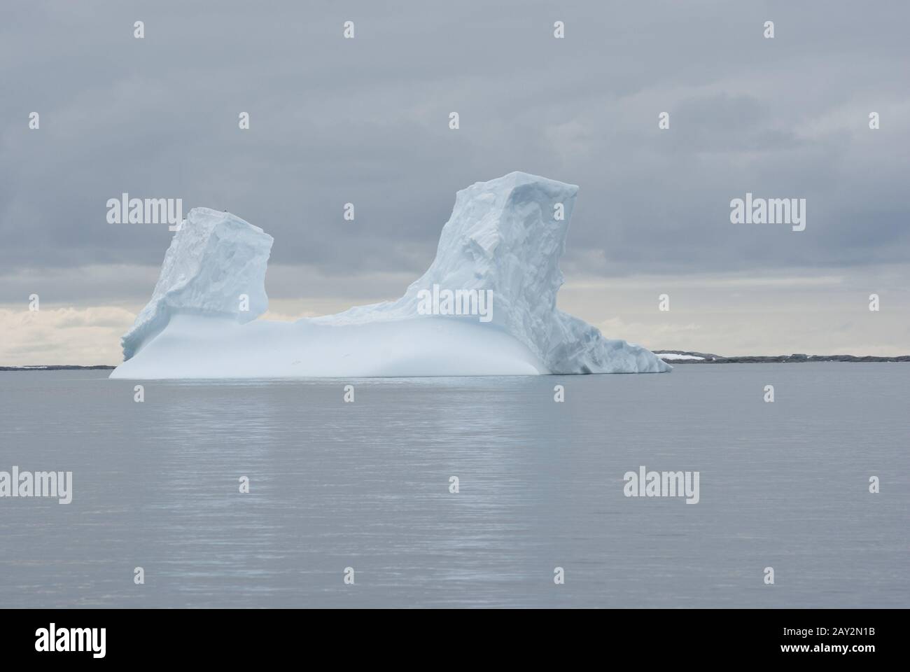 Eisberg im südlichen Ozean. Stockfoto