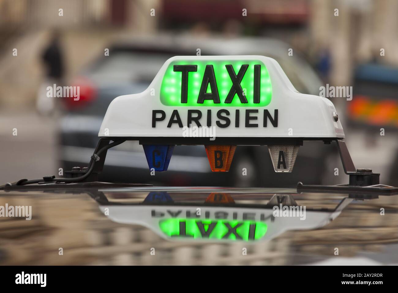Pariser Taxi-Schild Stockfoto