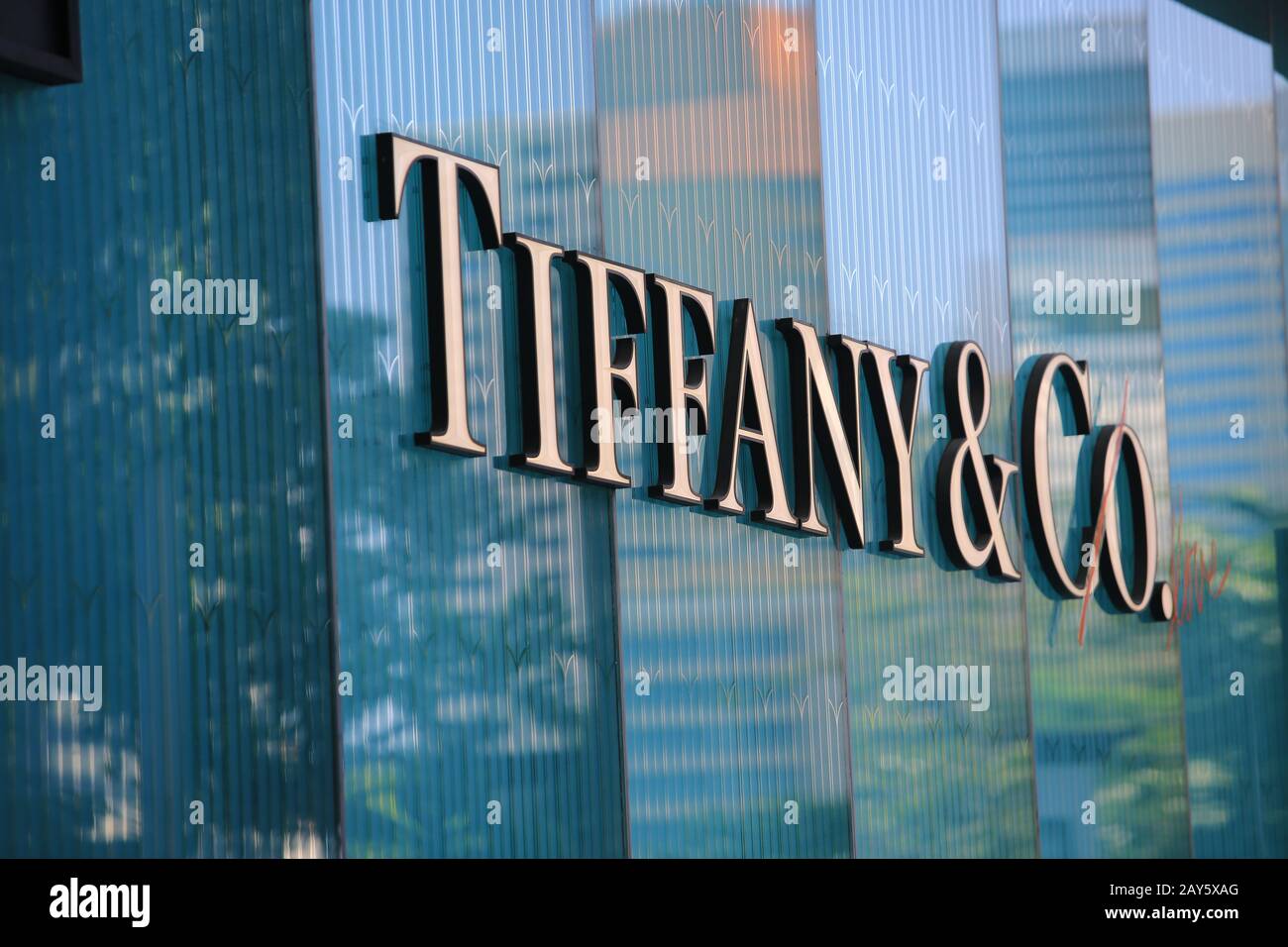 Bangkok/Thailand, 29. Dezember 2019 - Flaggschiff Tiffany & Co. In bangkok. Tiffany & Co. Ist ein US-amerikanisches Luxusunternehmen Stockfoto