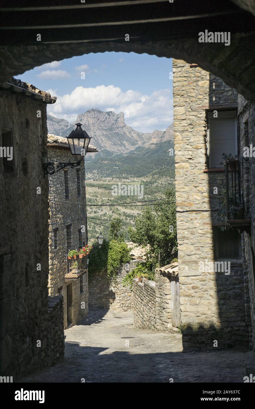 Romanische Kirchen im Dorf Taull in den spanischen Pyrenäen, Zwölftes Jahrhundert Stockfoto