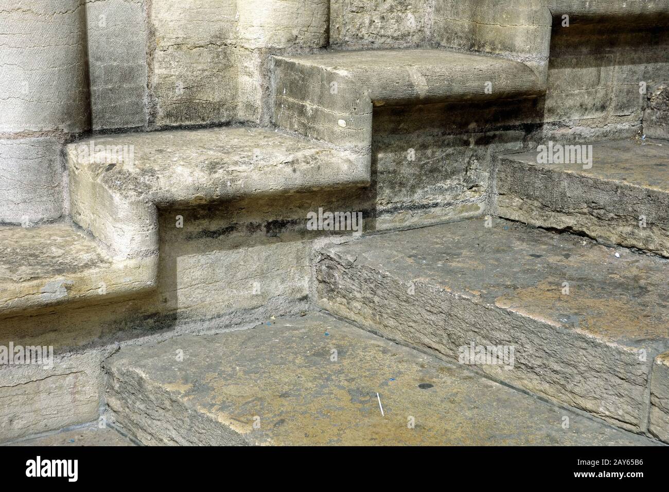 Treppe zum Portal der Basilika in valencia, spanien Stockfoto