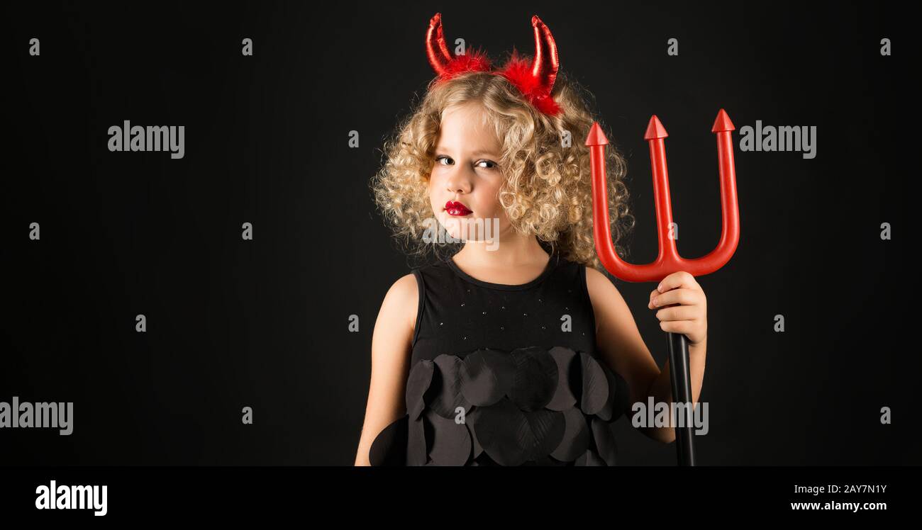 Smiffys Teufelskostüm Für Kleinkinder – Rotes Kleid Mit Flügeln & Haarband, Größe 1–2 Jahre
