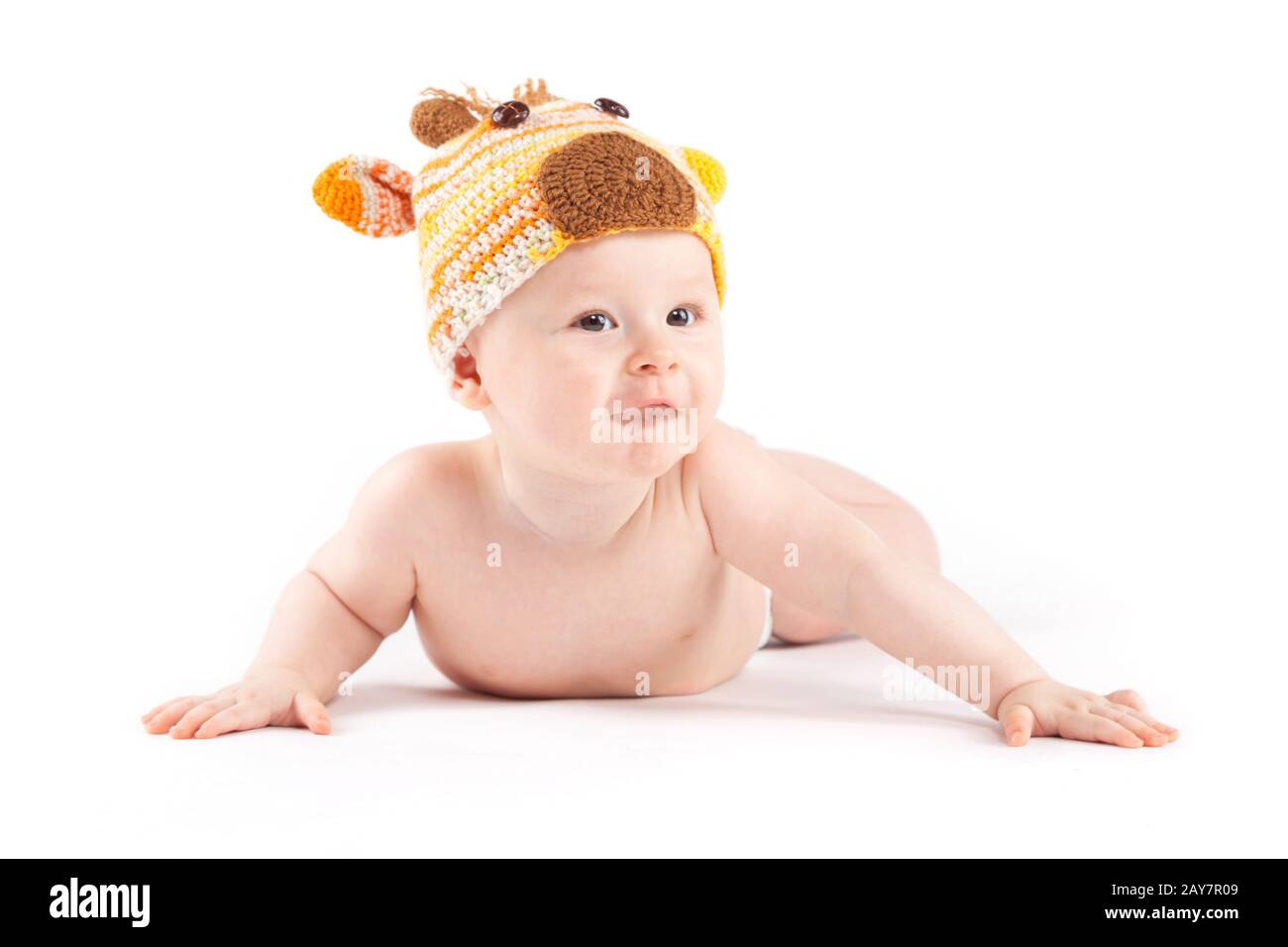 Cutie little boy in Weiß Windel und deer Hut Stockfoto