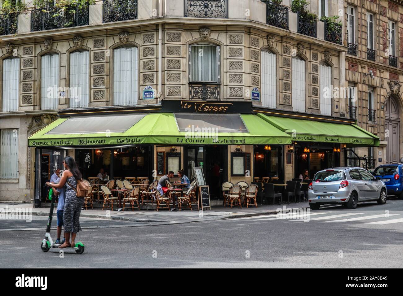 Le Corner Restaurant in Paris, Frankreich, Europa Stockfoto