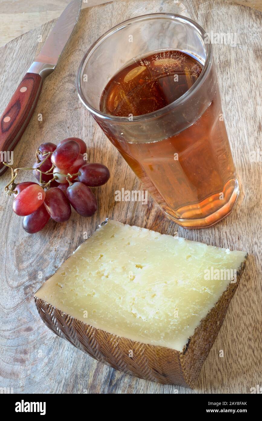 Manchego, Schafmilchkäse Stockfoto