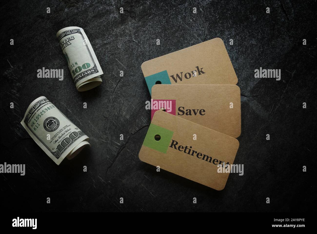 Papier tags und Cash Stockfoto